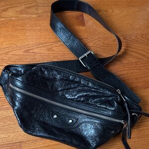 balenciaga city belt bag